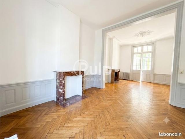 Maison 7 pièces 151 m²