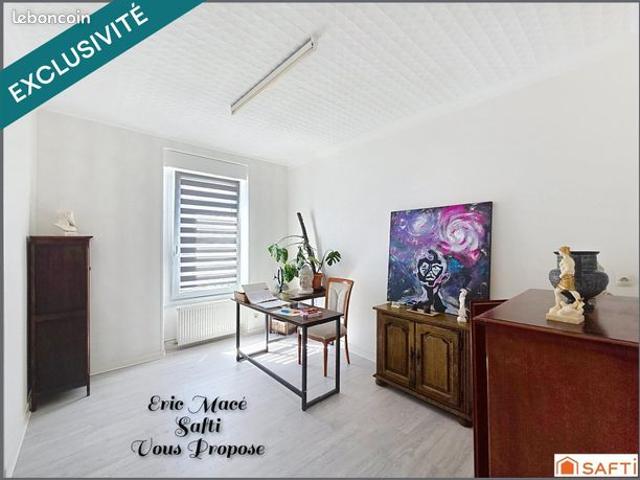 Maison 7 pièces 151 m²