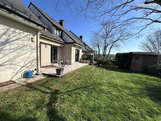 Maison 7 pièces 151 m²