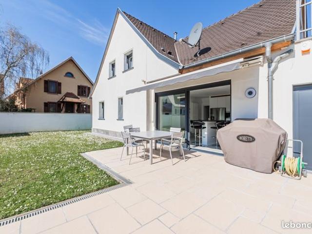 Maison 7 pièces 151 m²