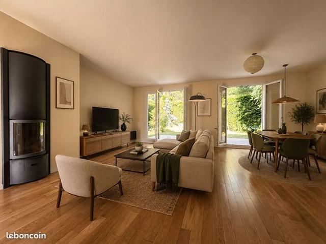 Maison 7 pièces 151 m²