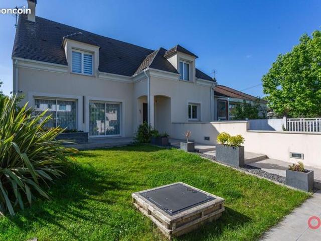 Maison 7 pièces 152 m²