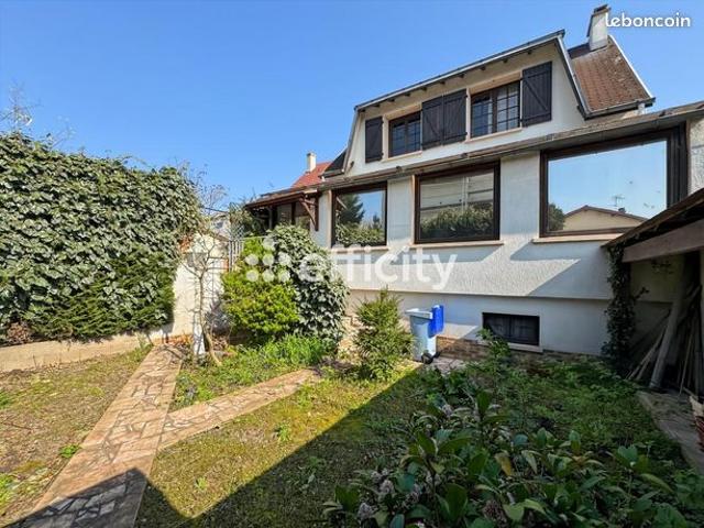 Maison 7 pièces 152 m²
