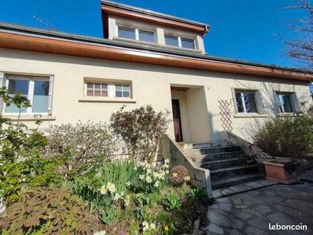 Maison 7 pièces 152 m²