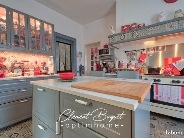 Maison 7 pièces 152 m²