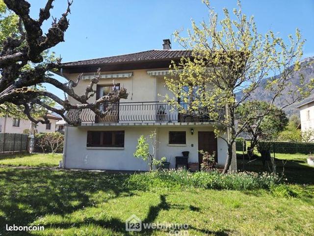 Maison 7 pièces 152 m²