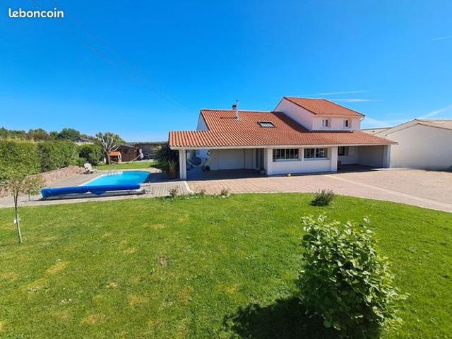 Maison 7 pièces 152 m²