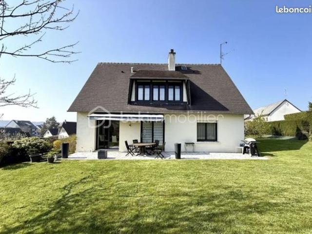 Maison 7 pièces 152 m²