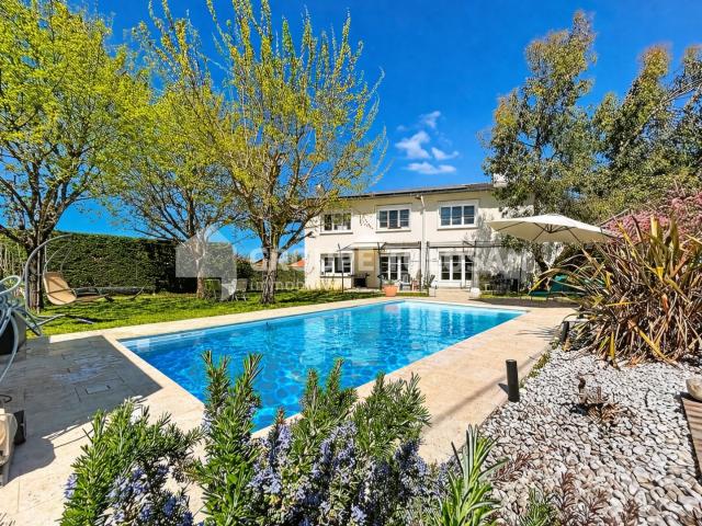 Maison 7 pièces 152 m²