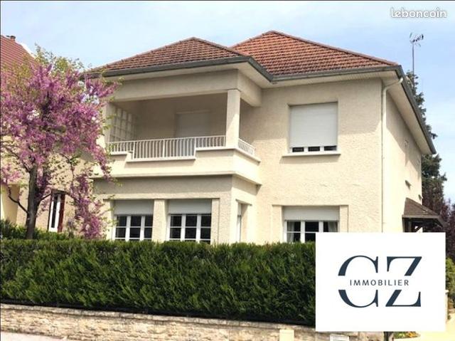 Maison 7 pièces 152 m²
