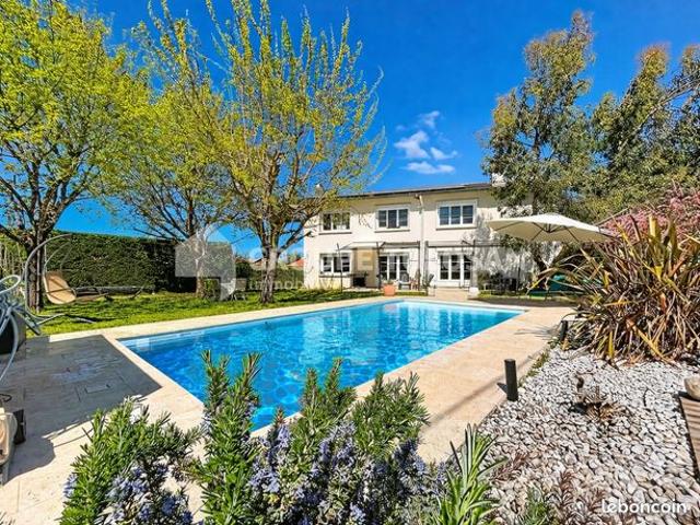 Maison 7 pièces 152 m²