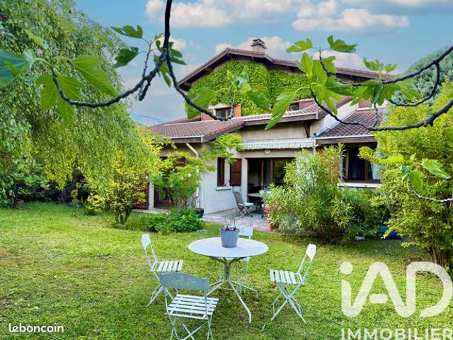 Maison 7 pièces 152 m²