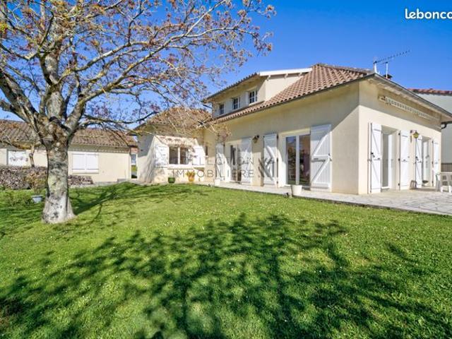 Maison 7 pièces 152 m²