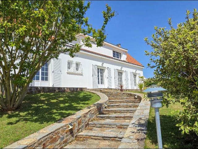 Maison 7 pièces 153 m²