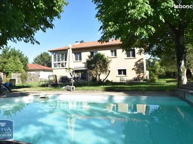 Maison 7 pièces 153 m²