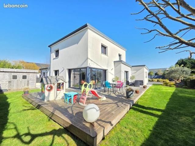 Maison 7 pièces 153 m²