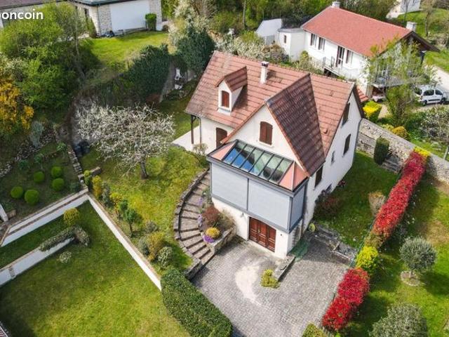 Maison 7 pièces 153 m²