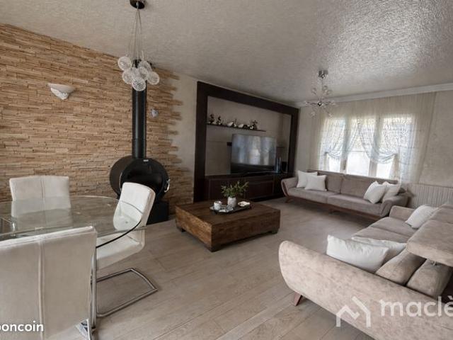 Maison 7 pièces 153 m²