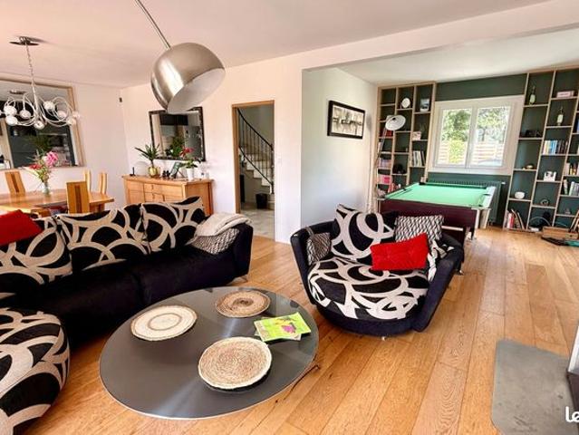 Maison 7 pièces 153 m²