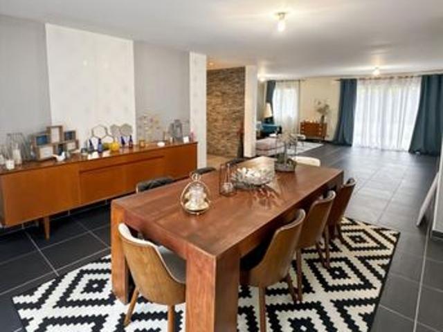Maison 7 pièces 153 m²