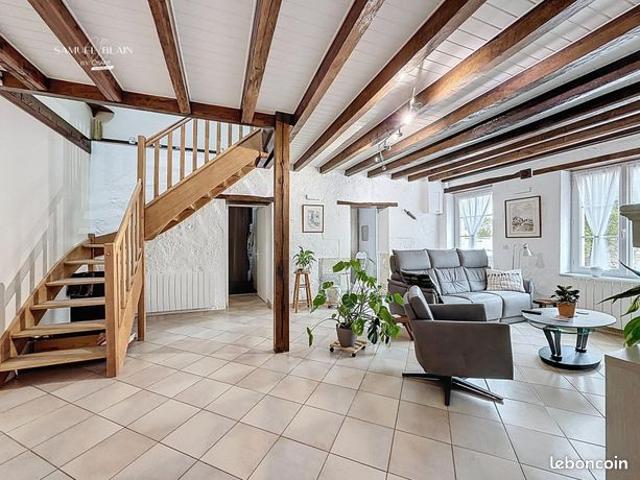 Maison 7 pièces 153 m²
