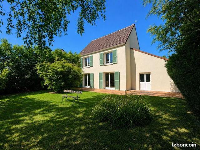 Maison 7 pièces 153 m²