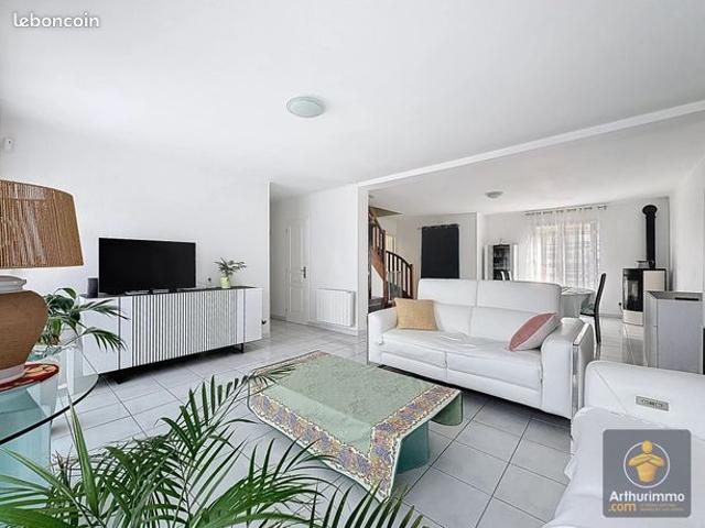 Maison 7 pièces 153 m²