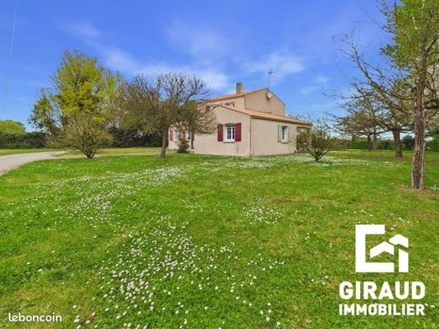 Maison 7 pièces 153 m²