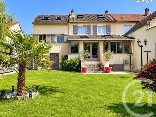 Maison 7 pièces 153 m²