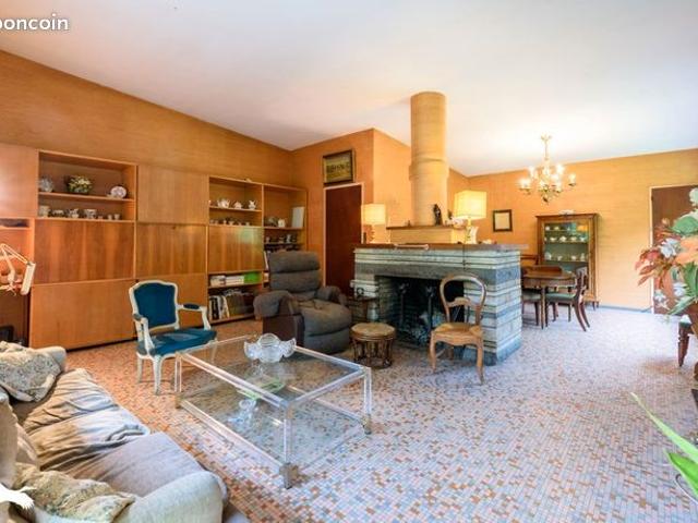 Maison 7 pièces 153 m²