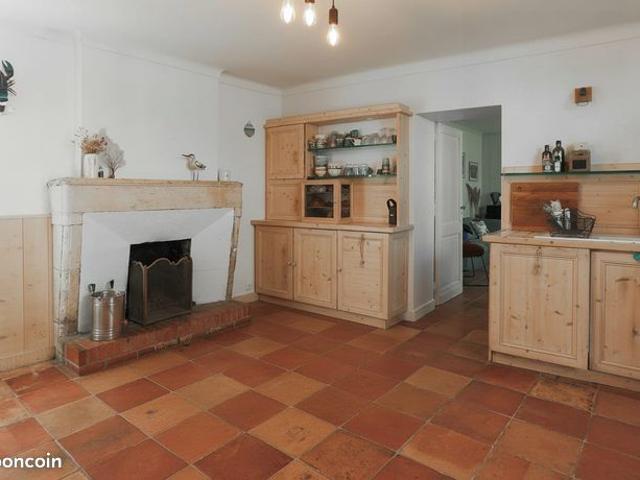 Maison 7 pièces 153 m²