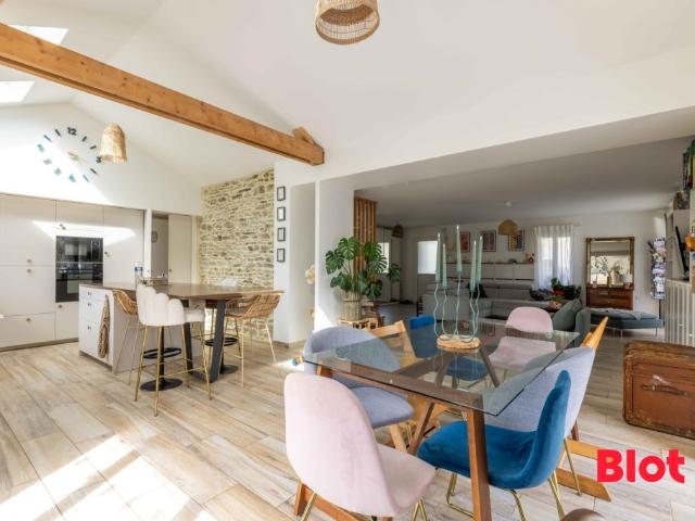 Maison 7 pièces 153 m²
