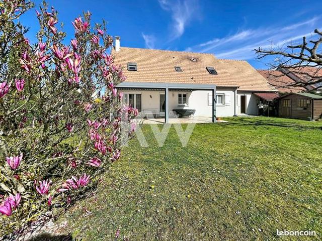Maison 7 pièces 153 m²