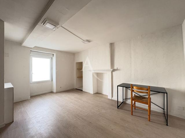 Maison 7 pièces, 153 m² à louer à Bazougers 53170