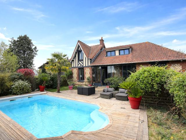 Maison 7 pièces 164 m²