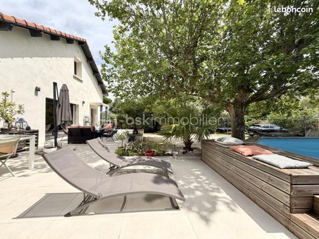 Maison 7 pièces 164 m²