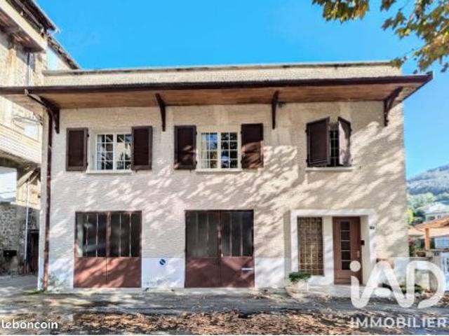 Maison 7 pièces 164 m²
