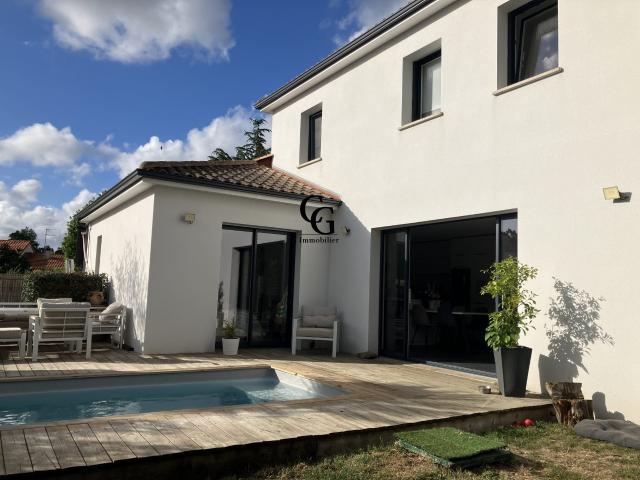 Maison 7 pièces 164 m²