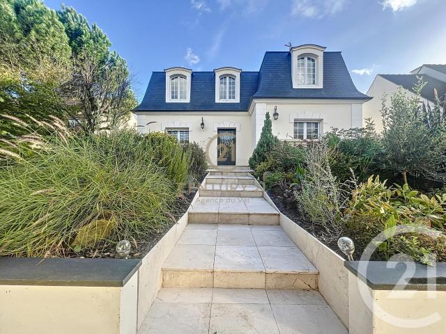 Maison 7 pièces 164 m²