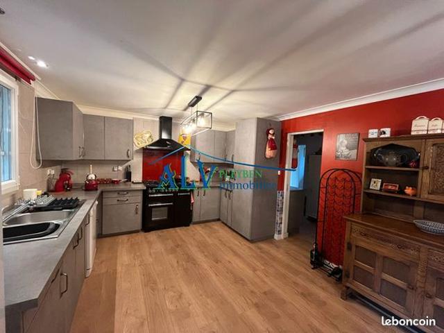 Maison 7 pièces 164 m²