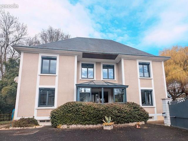 Maison 7 pièces 164 m²