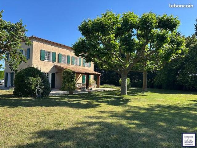 Maison 7 pièces 164 m²