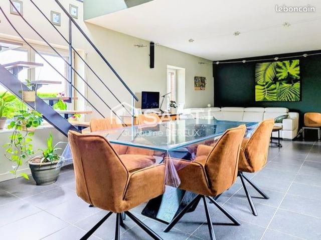 Maison 7 pièces 164 m²