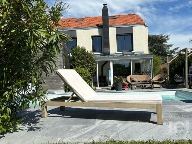Maison 7 pièces 164 m²