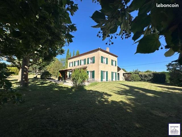 Maison 7 pièces 164 m²