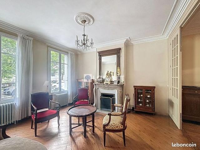 Maison 7 pièces 164 m²