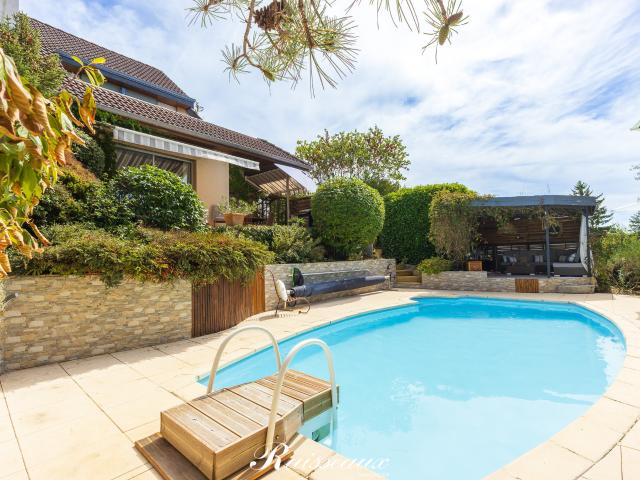 Maison 7 pièces 164 m²
