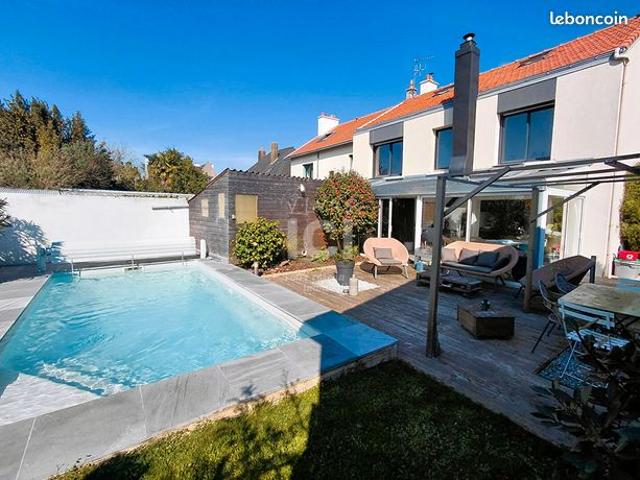 Maison 7 pièces 164 m²