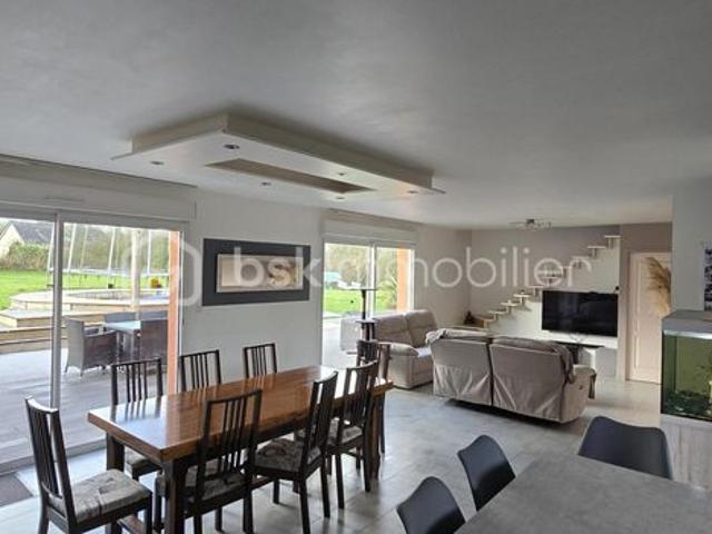 Maison 7 pièces 164 m²