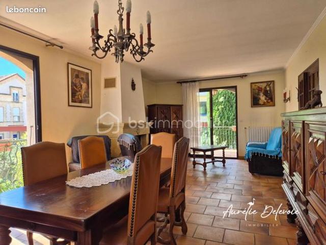 Maison 7 pièces 165 m²